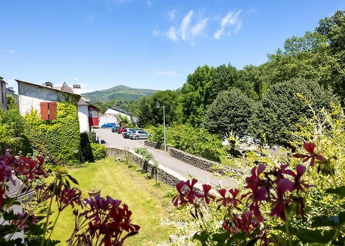 Hotel Restaurant Du Pont D'abense Tardets-Sorholus